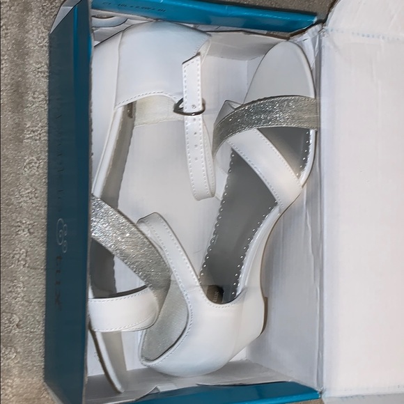 Sparkle & Tux white slight wedge - Picture 7 of 8